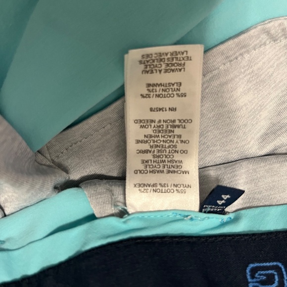 Vineyard Vines on the go shorts - Picture 3 of 3